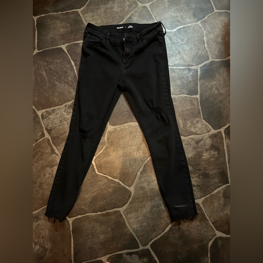 women’s black skinny jeans
